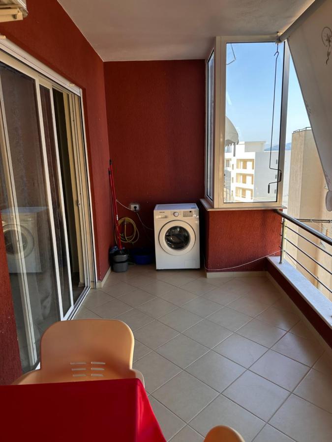 Family Apartments Саранде Екстериор снимка
