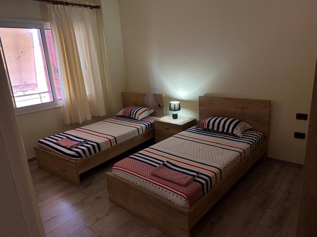 Family Apartments Саранде Екстериор снимка